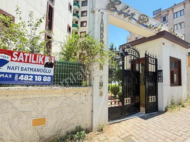 Nafi'den Pendik Marmara Eğitim Hastanesi Ve Metroya Yakın Satılık 3+1 Daire