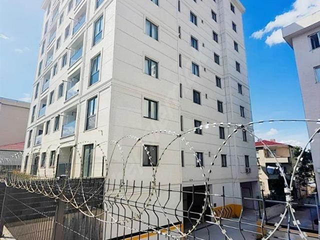 Pendik K.Pınarda SİTEDE 2+1 Dairemiz sınırsız kredıyle satılık