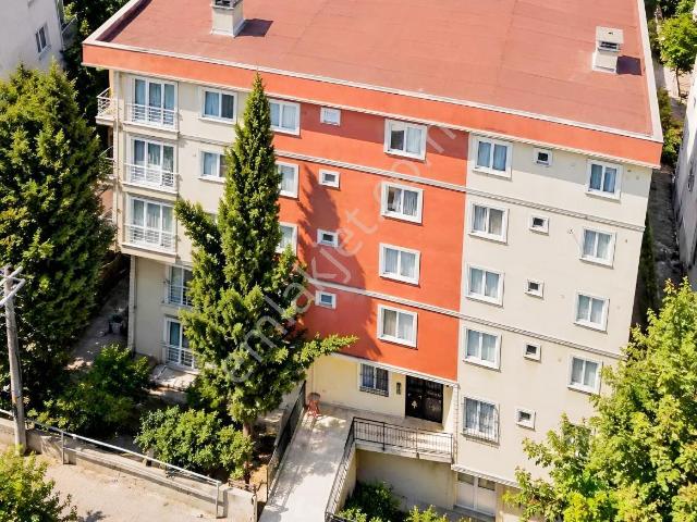 Pendik Kavakpınar'da Kiralık Eşyalı 2+1 Daire