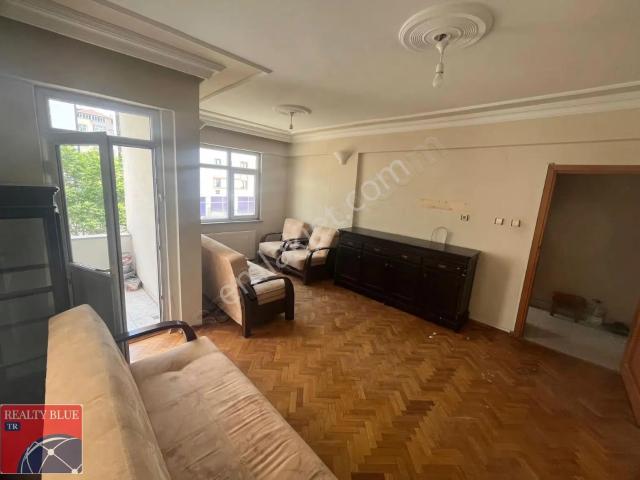 Pendik Kavakpınarda 3+1 Ara Kat Kiralık Daire