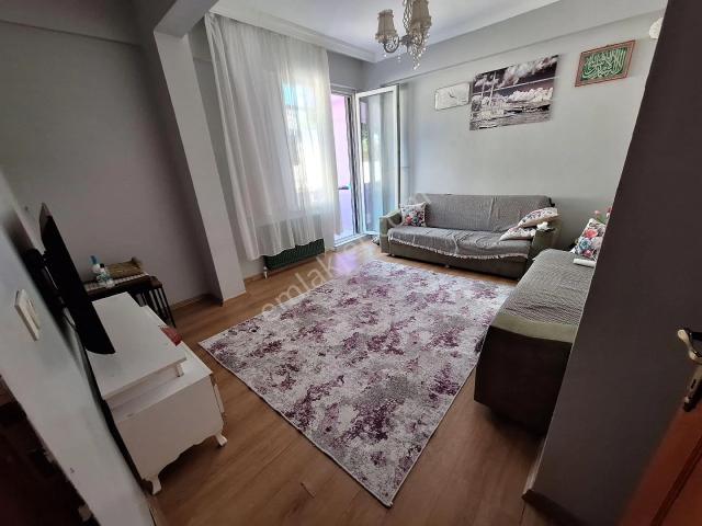 Pendik Kavakpınar'da 3+1 Geniş Ve Kullanışlı Satılık Daire 30m² Arsa Paayu