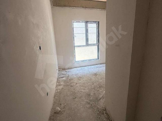 Pendik kaynarcada Güzide Emlak güvencesiyle satılık2+1 daire