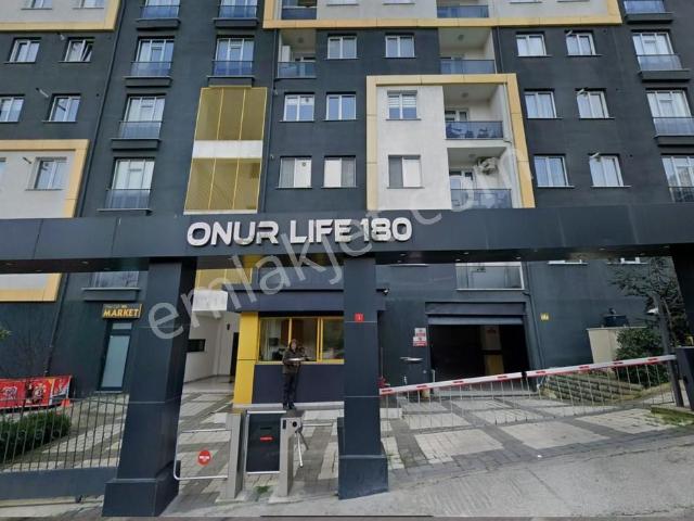 Pendik Havalimanına Çok Yakın Lüks Residencede 2+1 Daire !