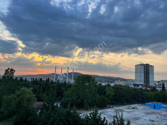 Pendik Orta Mahallede Satılık
