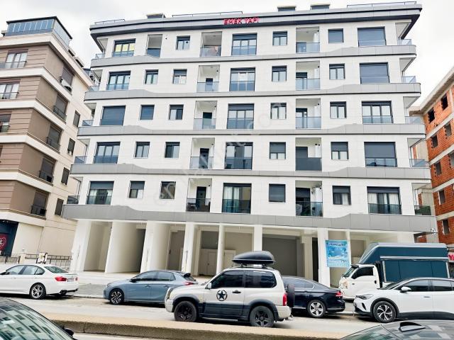 Pendik Merkezde Sıfır Binada 3+1 Kiralık Daire