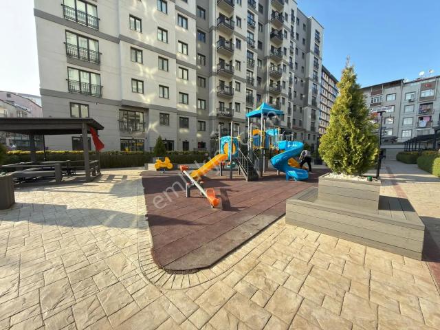 Pendik Satılık 2+1 Daire | Site İçersinde | D100'e Yakın
