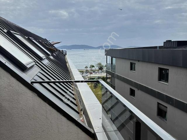 Pendik Sahilinde Kiralık Trend Marmara Lüks 4+2 Daire