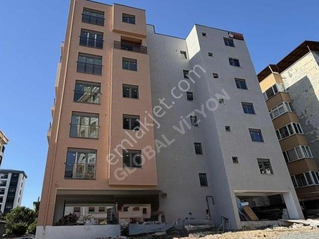 Pendik Tavşantepe De Satılık 1+1 Deniz Manzaralı Daire