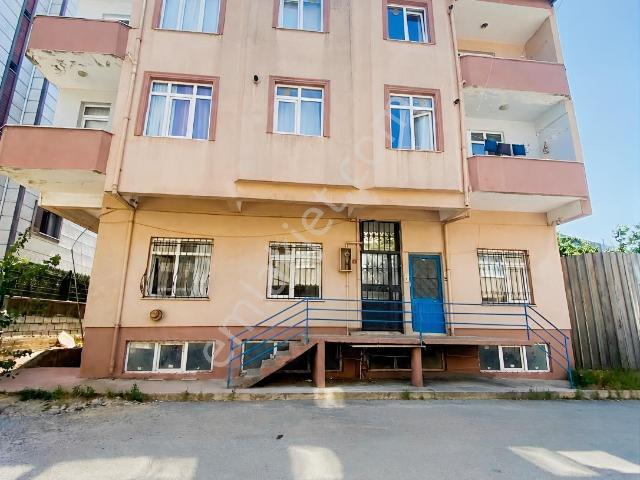 Pendik Yayalar Mahallesi Satılık 1+1 75 M2 Fırsat Daire
