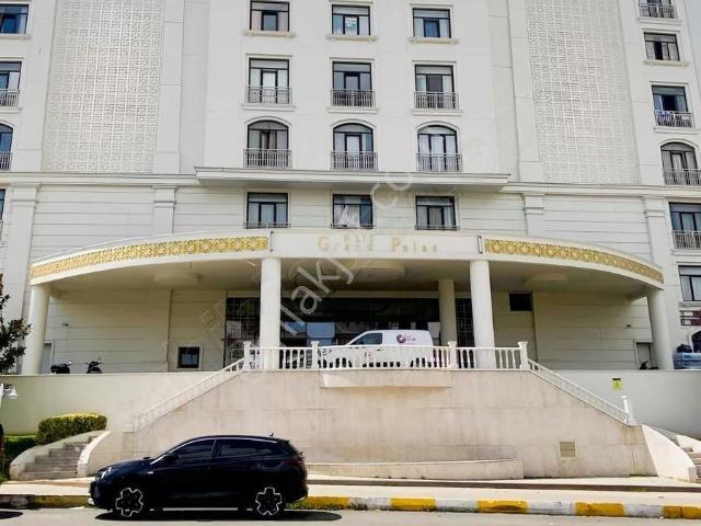Pendik Yenişehir'de Elit Grand Palas'ta Kiralık Stüdyo Daire