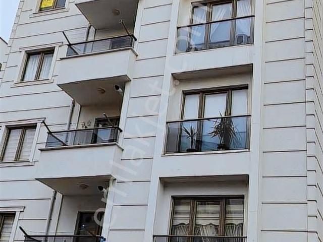 Pendik Yeni Mah Metro Marmaray Çift Banyo Ara Kat Satılık 2+1