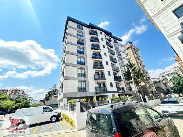 Pendik Yeni Mahallede Merkezi Konumda 3+2 Dubleks Kiralık Daire