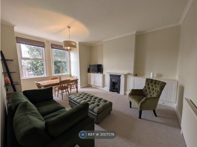 Pendle Road, London SW16, 2 bed flat to rent, £2,100 pcm | PrimeLocation