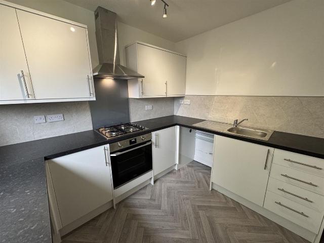 Pendlebury Drive, Leicester LE2, 2 bed flat to rent, £975 pcm | PrimeLocation