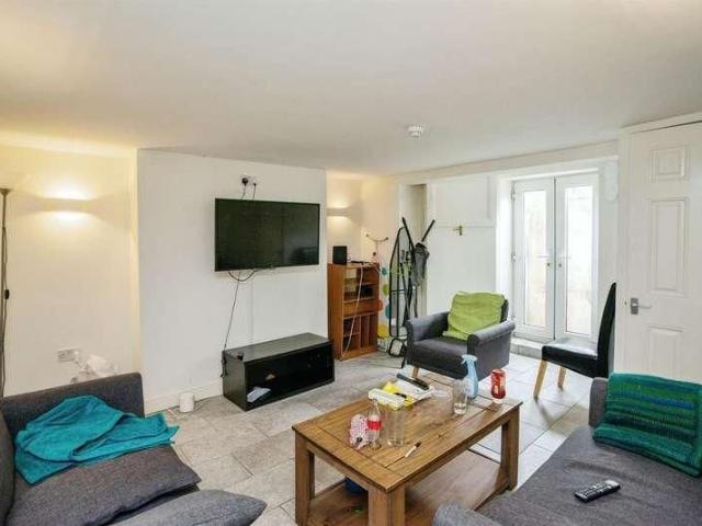 Penelope Road, Salford, M6