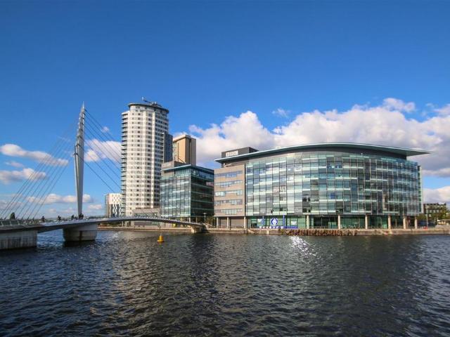 Penelope's Deli, Blue, Salford, M50 2HQ, United Kingdom | Studio apartment for rent #136867307 | Rentberry
