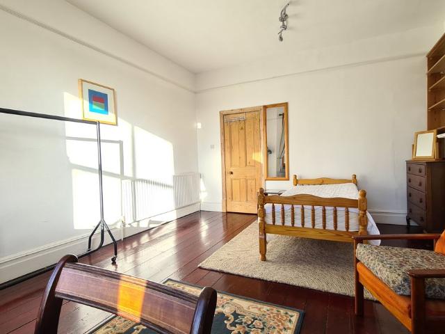 Penerley Road, London SE6, 1 bed property to rent, £800 pcm | PrimeLocation