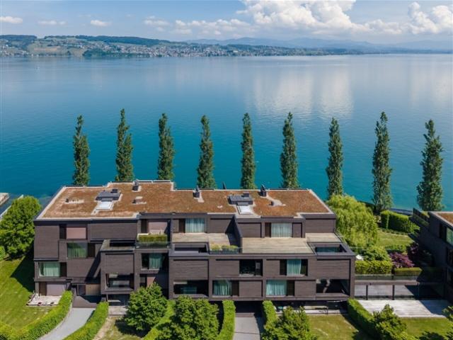 Peninsula Beach House – Laguna Exklusive Eigentumswohnung mit direktem Zürichsee Zugang
