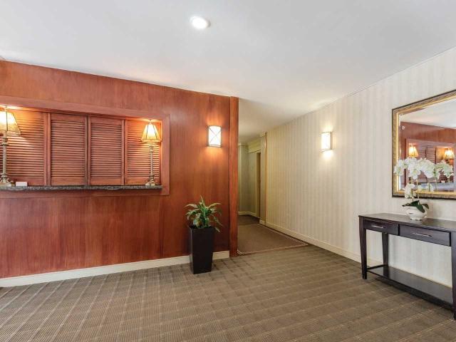 Peninsula Place 2 Bedroom Apartment for Rent at 1015 Barrington St, Halifax, NS B3H 4R4