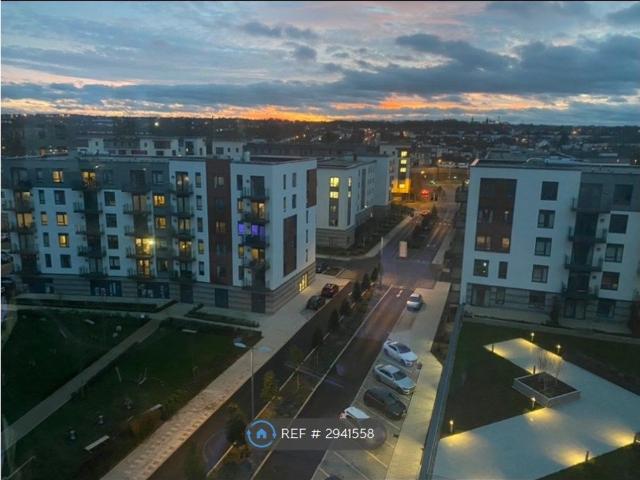 Peninsula Quay, Gillingham ME7, 2 bed flat to rent, £1,600 pcm | PrimeLocation