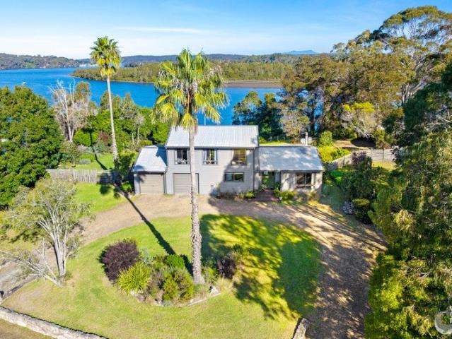 Peninsula Residence with Stunning Lake Views & Water Access