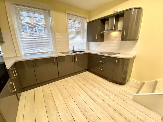 Penistone Road, Kirkburton, Huddersfield HD8, 2 bed property to rent, £800 pcm | PrimeLocation
