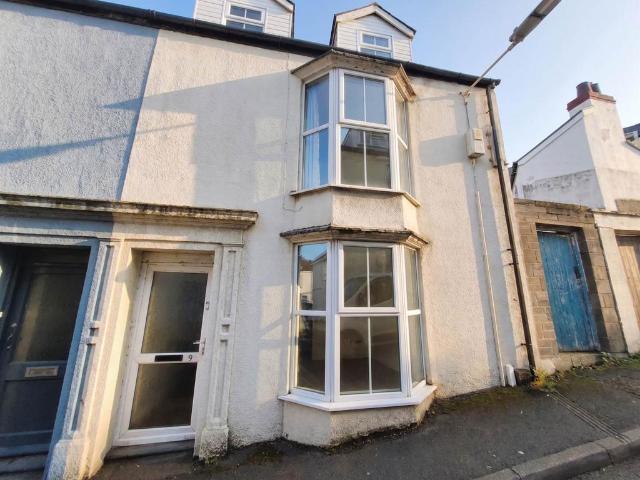 Penmaesglas Road, Aberystwyth 2 bed semi detached house to rent £390 pcm £90 pw