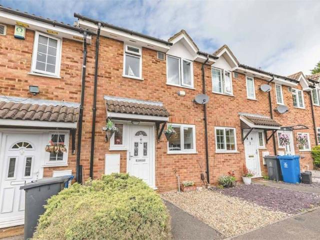 Penn Road, Datchet SL3, 2 bed terraced house to rent, £1,700 pcm | PrimeLocation