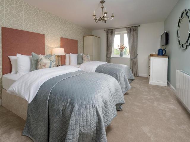 Penn Street, Oakham LE15 1 bed retirement property to rent £2,700 pcm £623 pw