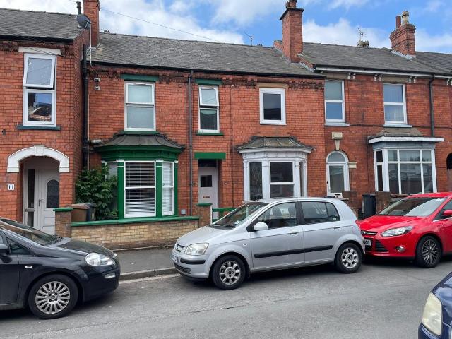 Pennell Street, Lincoln 3 bed terraced house to rent £895 pcm £207 pw