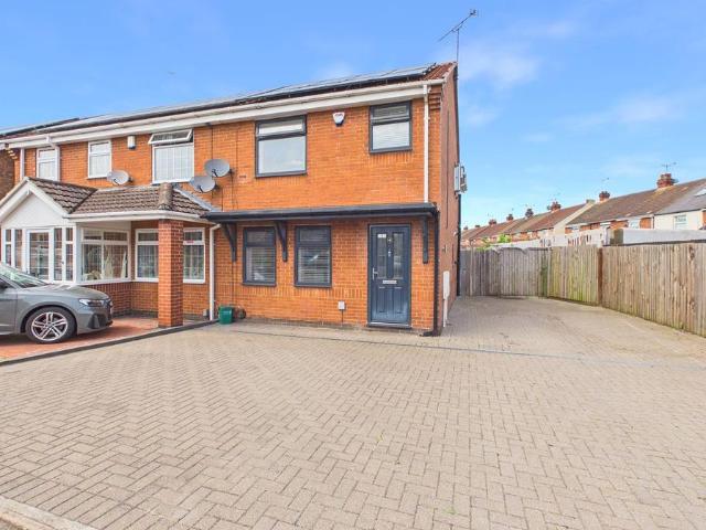 Pennington Way, Foleshill, Coventry CV6, 3 bed semi detached house to rent, £1,400 pcm | PrimeLocation