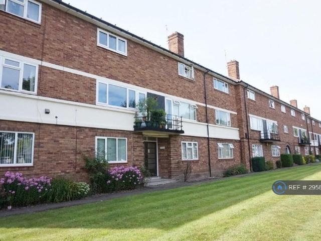 Penns Court, Sutton Coldfield, B76 2 bed flat to rent £1,150 pcm £265 pw