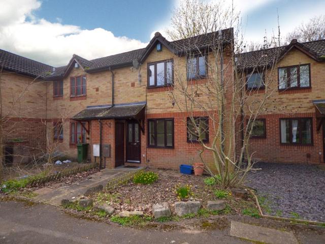 Pennycress Way, Newport Pagnell MK16 1 bed terraced house to rent £995 pcm £230 pw
