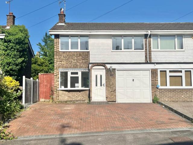 Pennyfields, Brentwood CM14, 3 bed semi detached house to rent, £2,200 pcm | PrimeLocation