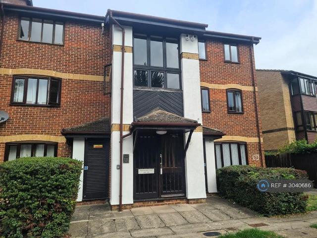 Pennyroyal Court, Reading, RG1 1 bed flat to rent £1,150 pcm £265 pw