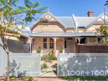 PENNY'S PLACE: A ROSEY VILLA REVIVAL BY MOSMO STUDIO