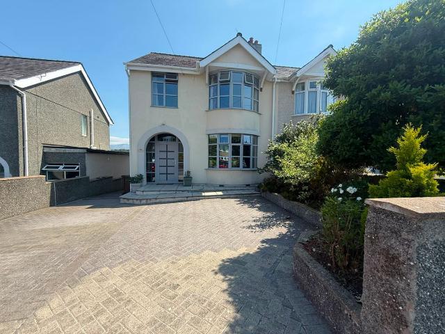 Penrhos Road, Bangor LL57, 3 bed property to rent, £1,400 pcm | PrimeLocation