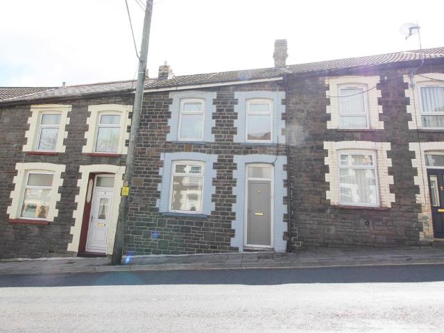 Penrhys Road, Tylorstown CF43 3BB 3 bed terraced house to rent £700 pcm £162 pw
