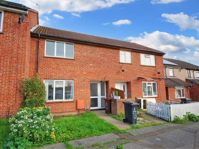 Penrice Close, Colchester CO4, 3 bed property to rent, £1,475 pcm | PrimeLocation