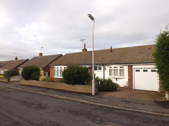 Penrith Place, Mansfield NG19, 3 bed detached bungalow to rent, £1,100 pcm | PrimeLocation