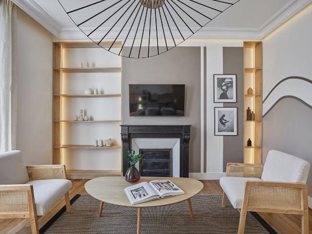 Penrose 1 bedroom apartment in Saint Paul, Paris Amsterdam Apartments for Rent