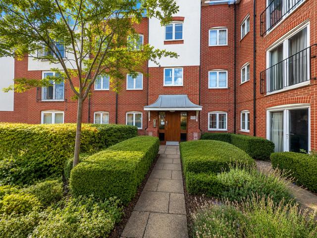Penruddock Drive, Coventry CV4, 2 bed flat to rent, £1,000 pcm | PrimeLocation
