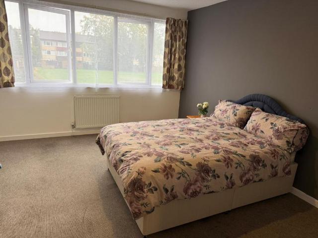 Penryn Avenue, Fishermead MK6 1 bed in a house share to rent £600 pcm £138 pw