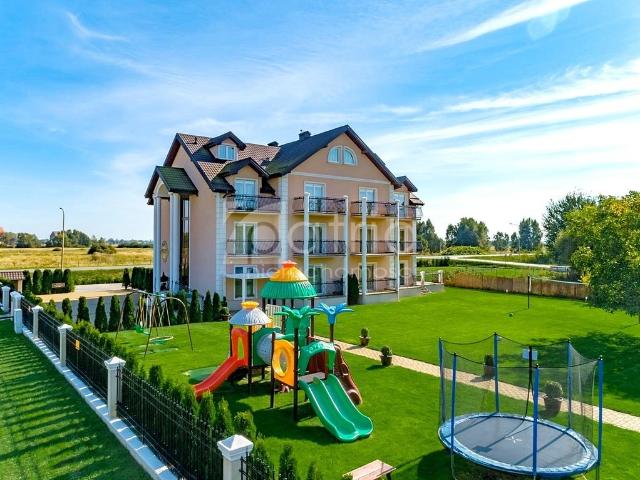 Pensjonat 820 m² z 22 pokojami, ogród i plac zabaw