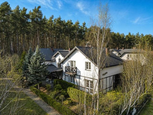 Pensjonat nad morzem w Dębinie, 10 apartamentów, 280 m od plaży