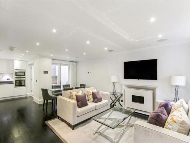Peony Court SW10, 3 bed terraced house to rent, £6,933 pcm | PrimeLocation