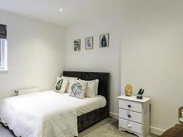 Peabody, Medlar Street, London, SE5 0BA, United Kingdom | 4 bed house for rent #102271745 | Rentberry