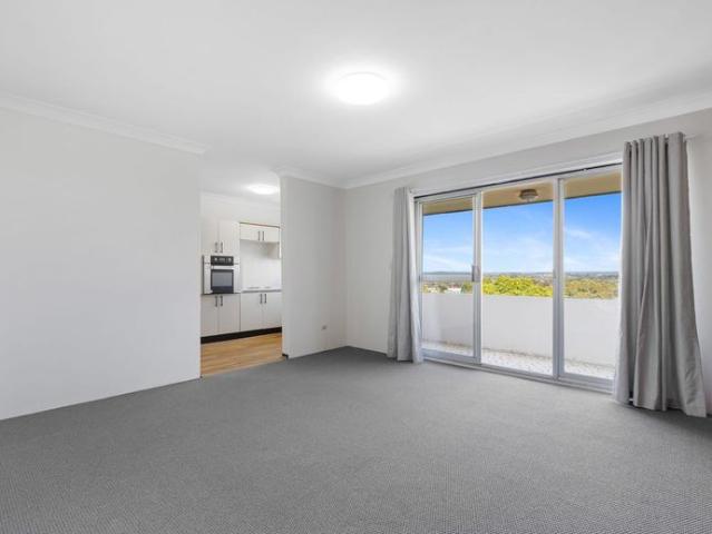PEACE AND PRIVATE TOP FLOOR