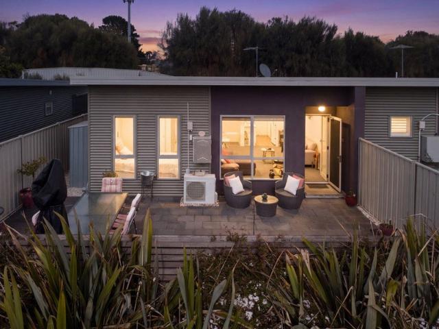 Peace of Mind Living Flat, Secure & Beautifully Updated