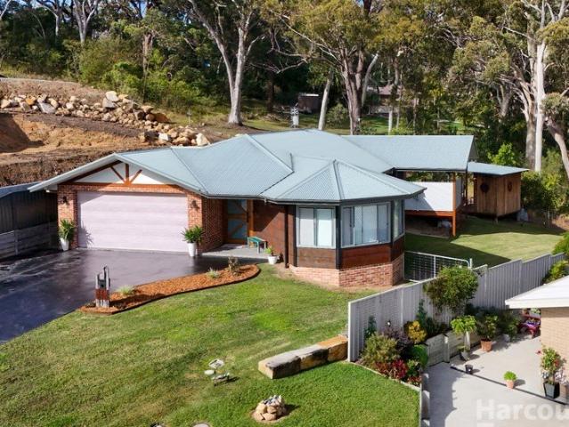 Peace, Privacy & Lifestyle on a Generous 811m² Block